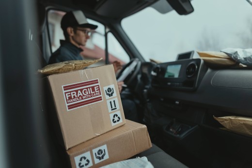 4 Tips on Choosing the Best Same-day Courier for Your Business